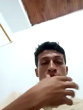 Snapshot of wolf_james123 chatting on January 2025 03:57:01 AM wolf james123 online show from January 2025 03:57:01 AM