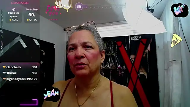 Snapshot of miisevvie_ chatting on February 2025 10:21:02 PM miisevvie online show from February 2025 10:21:02 PM