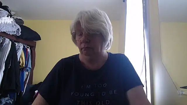 Snapshot of canadiancougar1965 chatting on March 2026 05:49:01 PM canadiancougar1965 online show from March 2026 05:49:01 PM