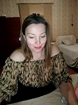 VselenaSun402 online show from October 2025 10:11:02 AM