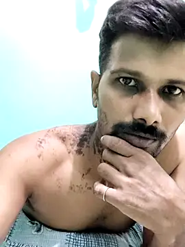 Snapshot of Tamildickxxx chatting on December 2024 03:30:01 AM Tamildickxxx online show from December 2024 03:30:01 AM