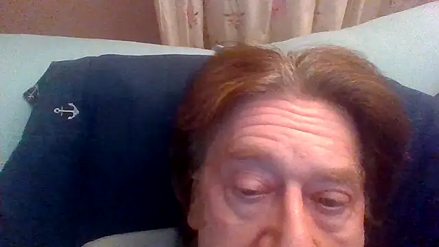 Snapshot of frankie7inch chatting on June 2026 06:52:02 AM frankie7inch online show from June 2026 06:52:02 AM