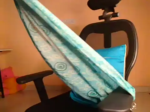 Snapshot of Chandani-Love chatting on March 2026 04:35:01 AM Chandani-Love online show from March 2026 04:35:01 AM