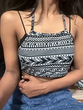 Snappy girl online show from December 2024 09:52:01 PM