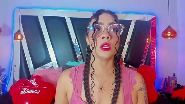 antonelllepiercee online show from February 2025 11:28:01 AM