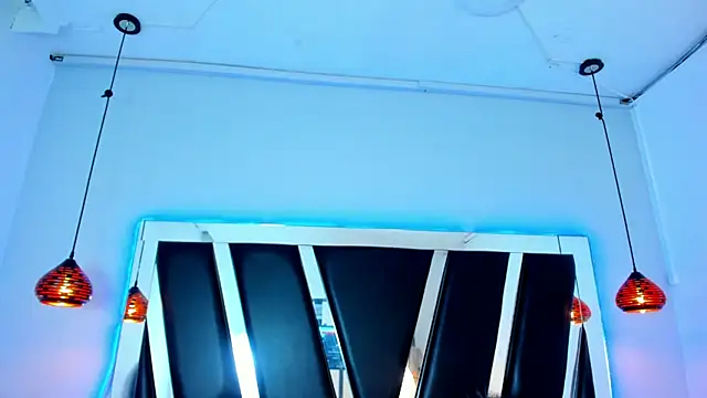 antonelllepiercee online show from February 2025 11:35:02 AM