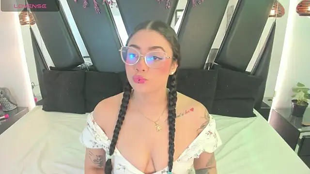 antonelllepiercee online show from July 2026 11:36:01 AM