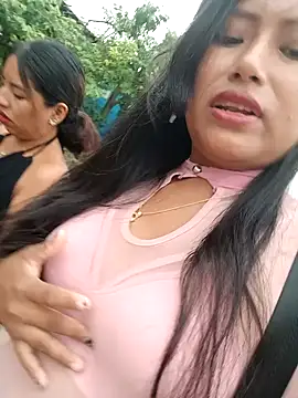 Karol-kamila19 online show from December 2024 01:02:02 PM