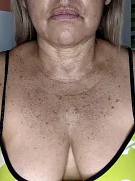 Kasandra Ho online show from February 2025 01:11:01 AM