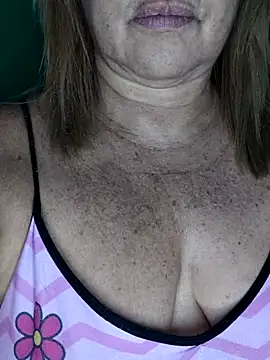 Kasandra Ho online show from October 2025 08:10:01 AM