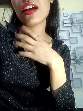 hotmayra12 online show from February 2025 09:00:02 AM