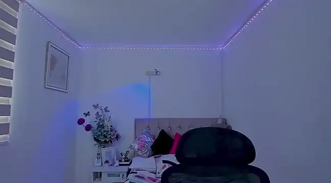 Snapshot of linda_zaam83866 chatting on March 2025 04:13:01 PM linda zaam83866 online show from March 2025 04:13:01 PM