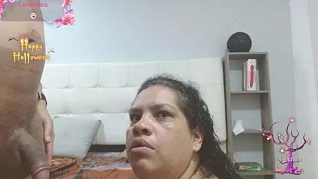 Candy and Jh0n online show from October 2025 01:25:01 AM