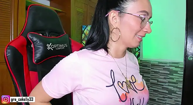 Snapshot of gracekelly12 chatting on January 2025 09:44:02 PM gracekelly12 online show from January 2025 09:44:02 PM