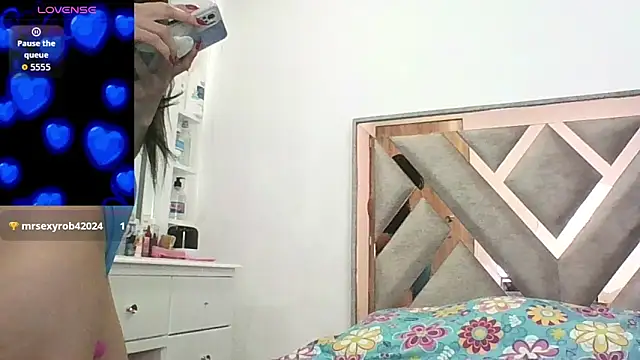 Snapshot of CorinaSmith28 chatting on March 2026 09:31:02 PM CorinaSmith28 online show from March 2026 09:31:02 PM