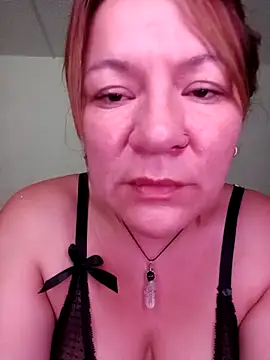 Snapshot of Skylar-Vox- chatting on February 2025 08:31:02 AM Skylar-Vox- online show from February 2025 08:31:02 AM