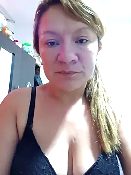 Snapshot of Skylar-Vox- chatting on September 2025 10:48:02 PM Skylar-Vox- online show from September 2025 10:48:02 PM