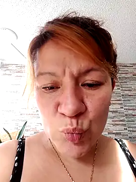 Snapshot of Skylar-Vox- chatting on October 2025 09:49:02 PM Skylar-Vox- online show from October 2025 09:49:02 PM