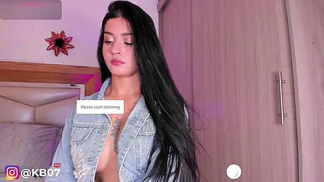 Snapshot of kimberly_latin chatting on April 2026 07:55:01 PM kimberly latin online show from April 2026 07:55:01 PM