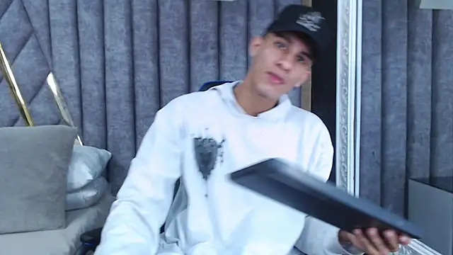 JakeMoxley online show from March 2025 01:01:02 PM