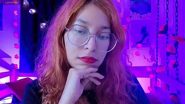 Moon Johnson online show from May 2026 10:50:03 PM