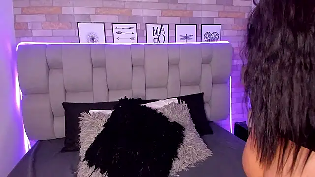 EmmaBecket2 online show from January 2026 04:27:02 AM