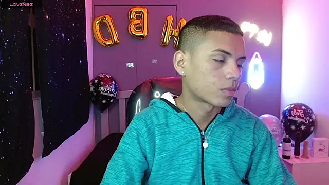 OwenStone  online show from January 2025 07:44:02 PM