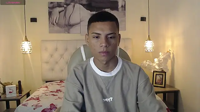 OwenStone  online show from January 2025 07:49:02 PM