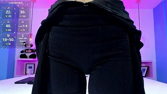 AbyCooper online show from January 2026 12:21:01 PM