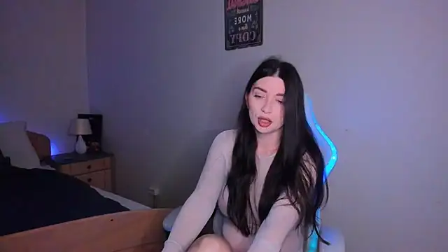 AdellaLoveX online show from October 2025 04:58:01 AM