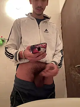 Snapshot of Zzz38io chatting on January 2025 11:55:01 AM Zzz38io online show from January 2025 11:55:01 AM