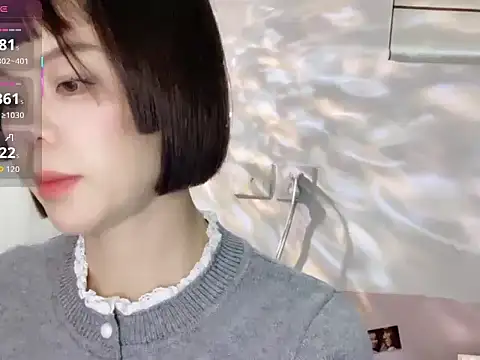 Linda-LL online show from October 2025 12:04:02 PM