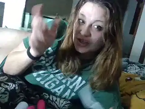 Snapshot of IvanaPlenty chatting on December 2024 05:31:01 PM IvanaPlenty online show from December 2024 05:31:01 PM