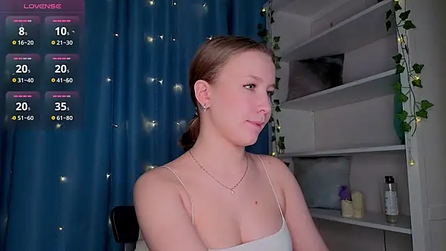 ms evasweet online show from September 2025 01:16:01 PM