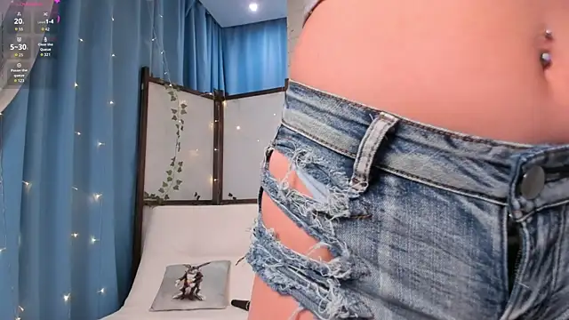 Snapshot of ms_evasweet chatting on April 2026 12:31:01 PM ms evasweet online show from April 2026 12:31:01 PM