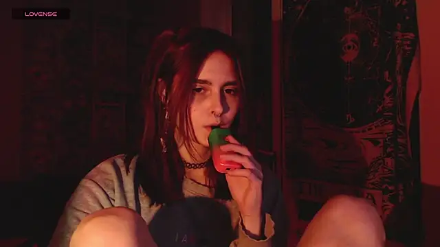 Snapshot of scarlettharrison09 chatting on October 2025 07:03:02 PM scarlettharrison09 online show from October 2025 07:03:02 PM