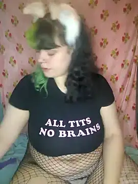 Snapshot of kira_132 chatting on November 2025 01:49:02 AM kira 132 online show from November 2025 01:49:02 AM