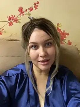 KikiWatson online show from December 2024 04:46:02 PM