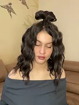 KikiWatson online show from February 2025 12:19:01 PM