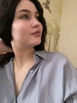 KikiWatson online show from February 2025 12:16:01 PM