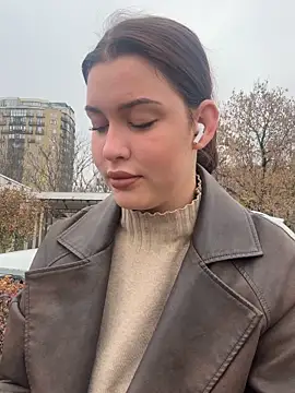 KikiWatson online show from November 2025 07:05:02 AM