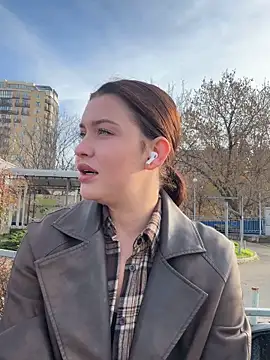 KikiWatson online show from November 2025 06:56:02 AM