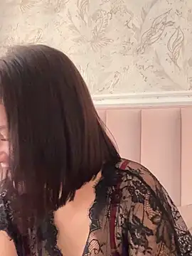 KikiWatson online show from December 2025 07:58:01 AM