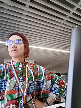 your red rose  online show from January 2025 01:42:02 PM