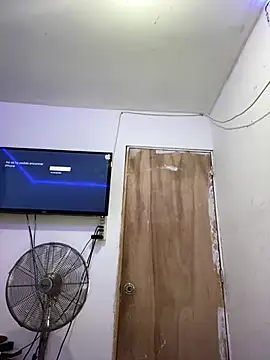 Snapshot of LatinBoysxxx chatting on January 2025 05:40:02 PM LatinBoysxxx online show from January 2025 05:40:02 PM