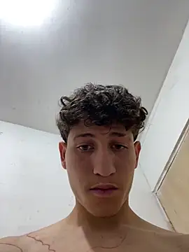 LatinBoysxxx online show from April 2026 10:26:02 PM