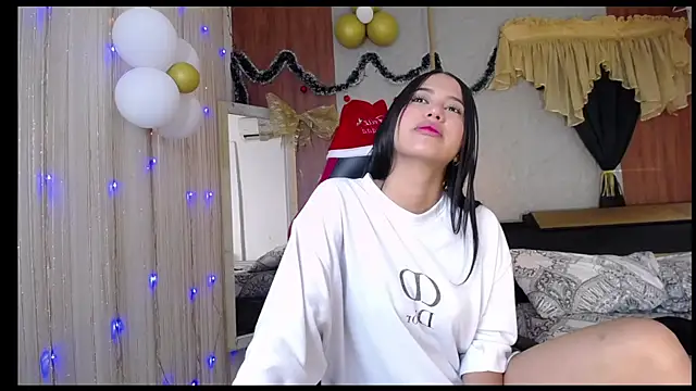 hera divine online show from December 2025 07:55:01 PM