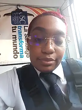 Snapshot of Cinnamon-Skin chatting on December 2024 08:21:02 PM Cinnamon-Skin online show from December 2024 08:21:02 PM