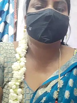 Snapshot of sana14 chatting on April 2026 05:43:02 PM sana14 online show from April 2026 05:43:02 PM