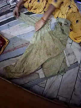 Snapshot of menakshiiikaur chatting on December 2024 01:57:02 PM menakshiiikaur online show from December 2024 01:57:02 PM